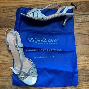 Fabulicious Sparkle silver dress shoes size 9